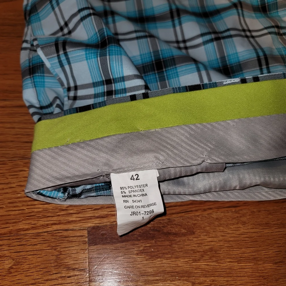 Louis Raphael - Picture 5 of 5